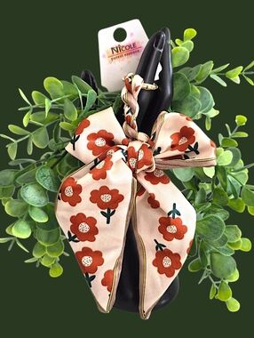 Chic Floral Braided Bow Bag Charm / Keychain - Brown & Cream